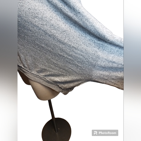 Earthbound Oversize V Neck Sweater Long Sleeve Gray Grey Size Large - Picture 2 of 10